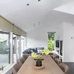 Near With Large Private Garden - Not For Companies *