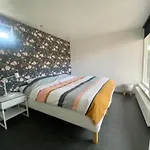 Near With Large Private Garden - Not For Companies